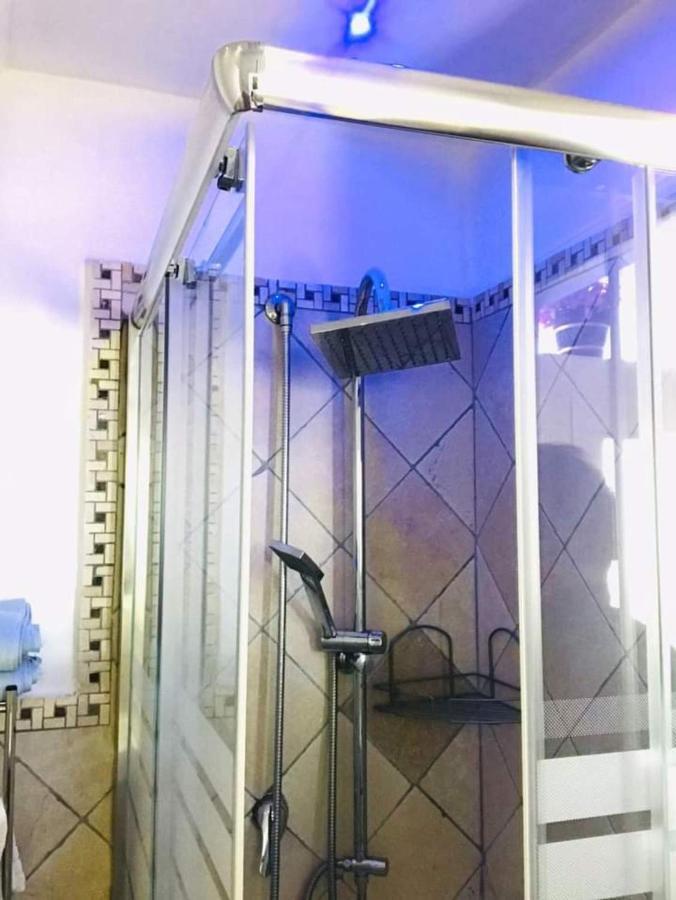 Suite 800 - Остуні Екстер'єр фото