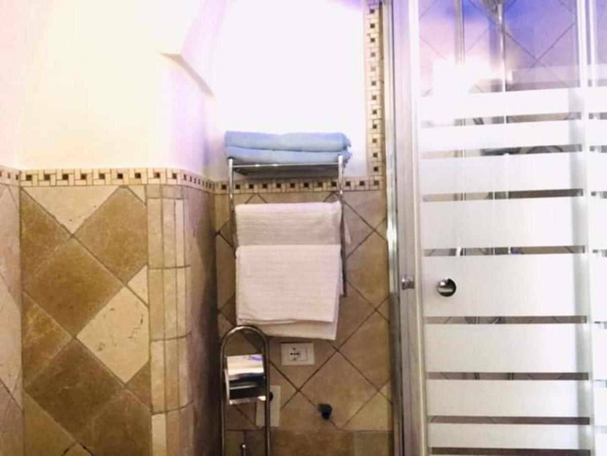 Suite 800 - Остуні Екстер'єр фото